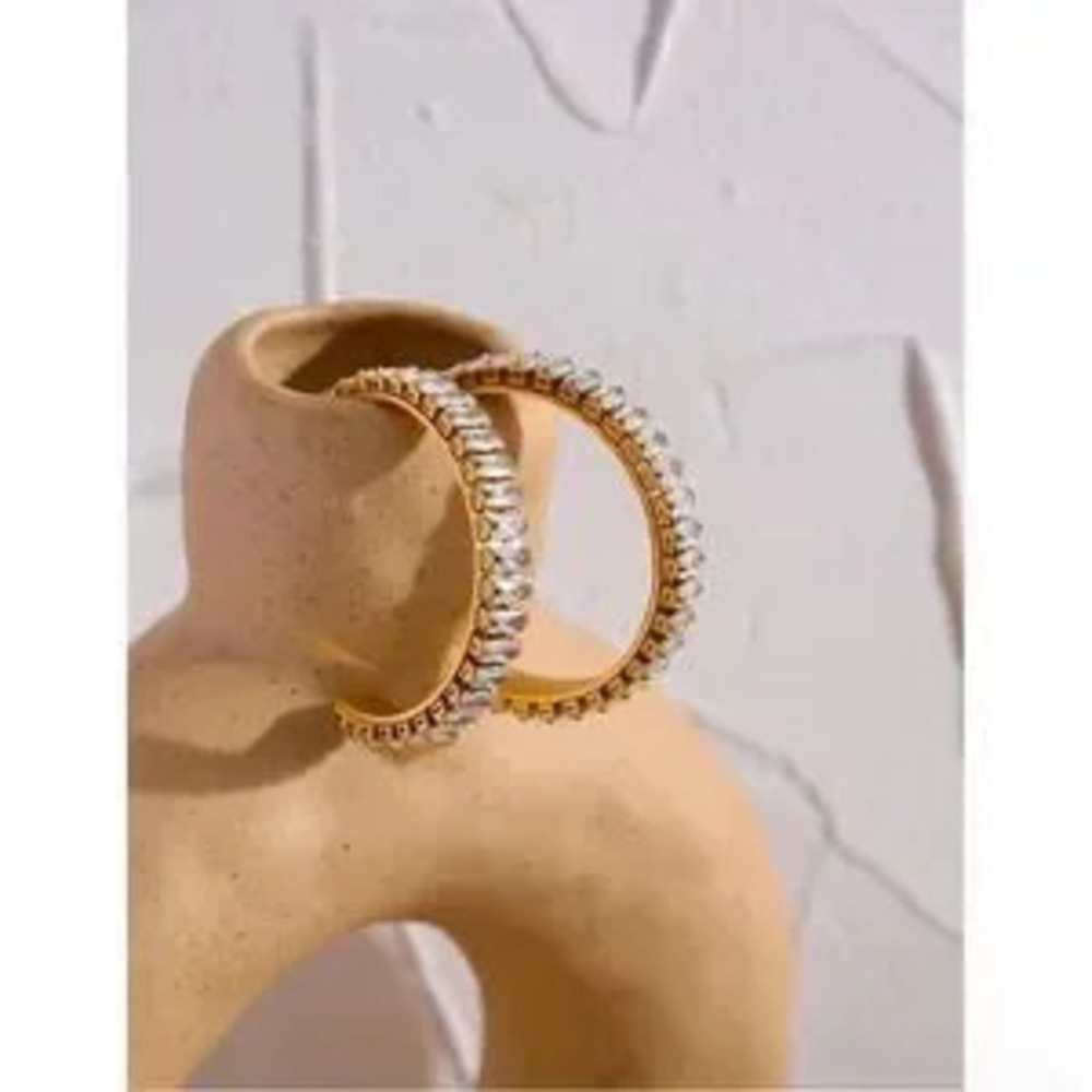 Gold?Plated Hoop Diamond
